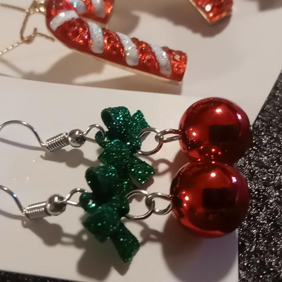 4 pairs of very Christmas & well made earrings . - Picture 8 of 11